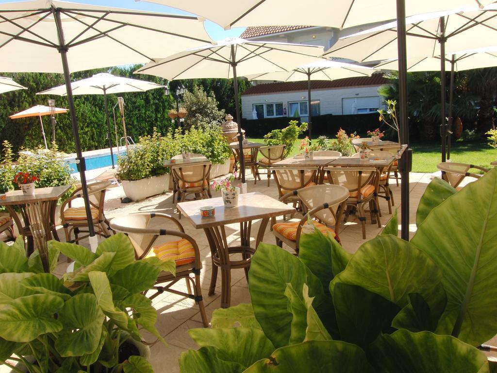 Hotel Crystal Park Vinarós Buitenkant foto